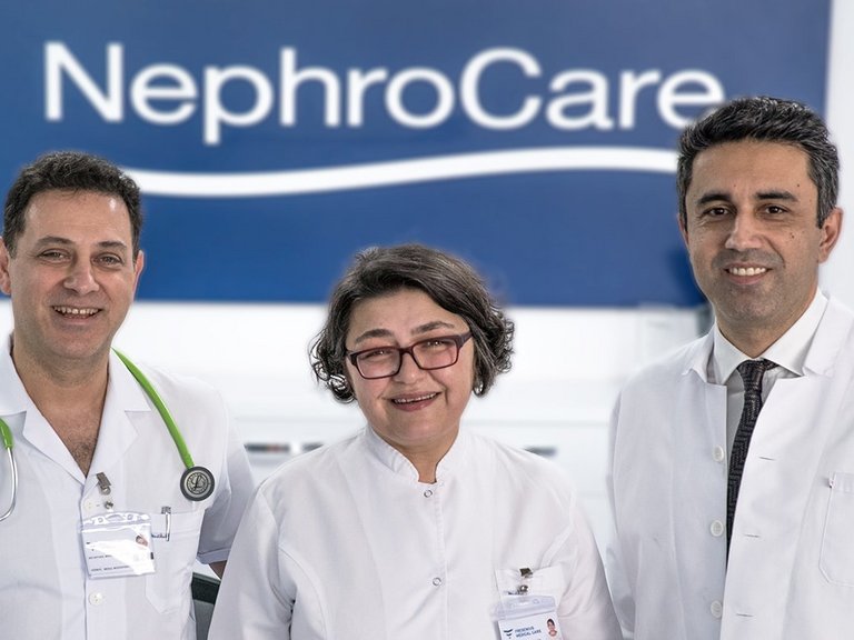 [Translate to Bosnia:] The NephroCare team 