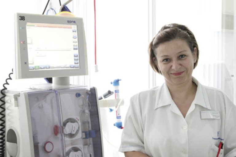 glavna sestra u NephroCare centru u Ceglédu